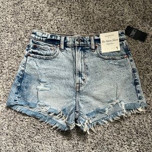 Brand new Abercrombie mom high rise shorts